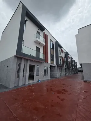 4bdrm Duplex in Opebi Ikeja Lagos for sale