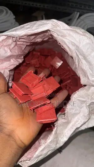 41x21 Unistrut Channel End Caps – Plastic Strut Covers