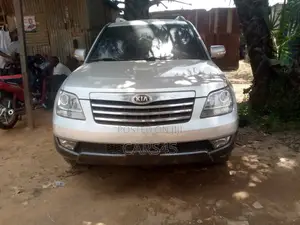 Kia Mohave 2013 Silver