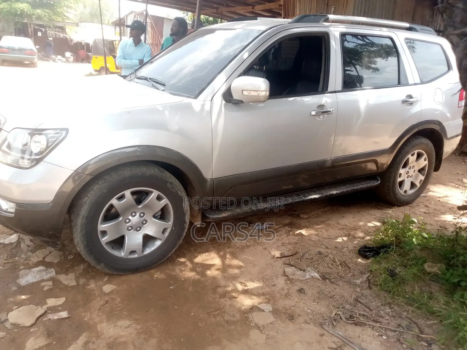 Kia Mohave 2013 Silver