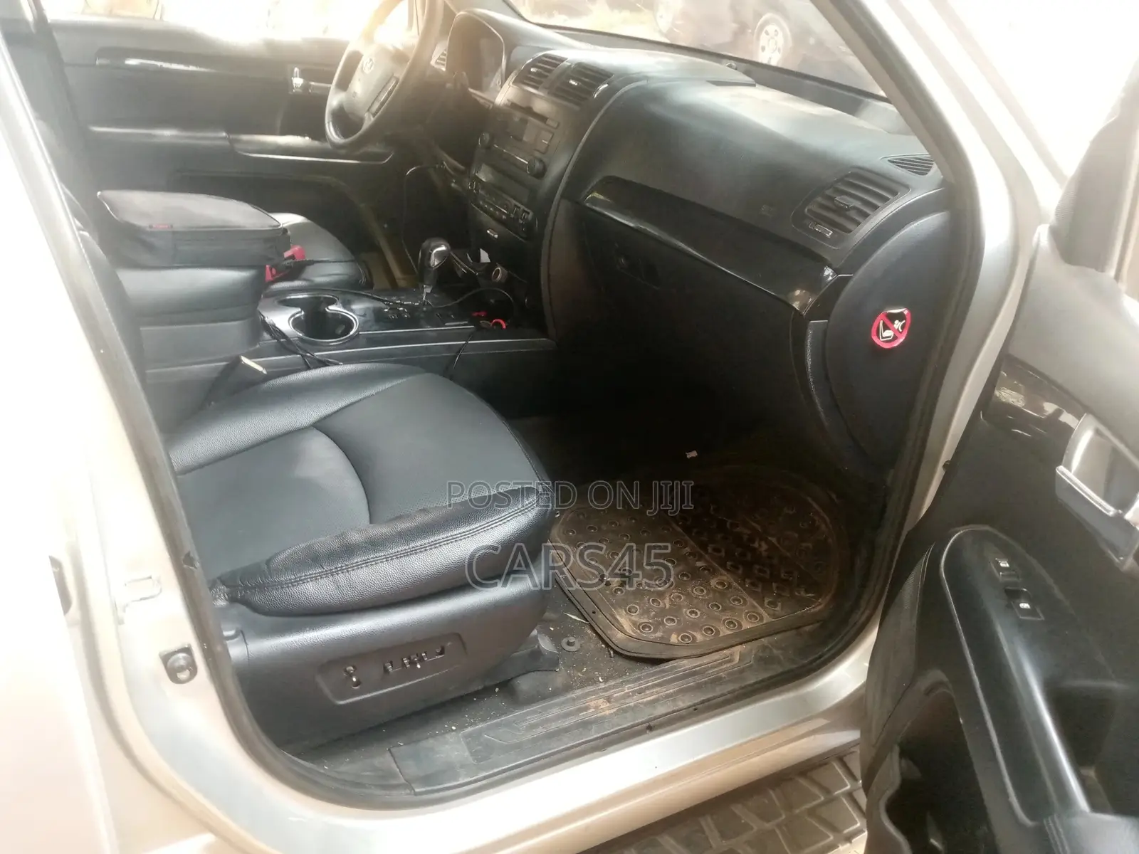 Kia Mohave 2013 Silver