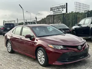 Toyota Camry 2019 Red