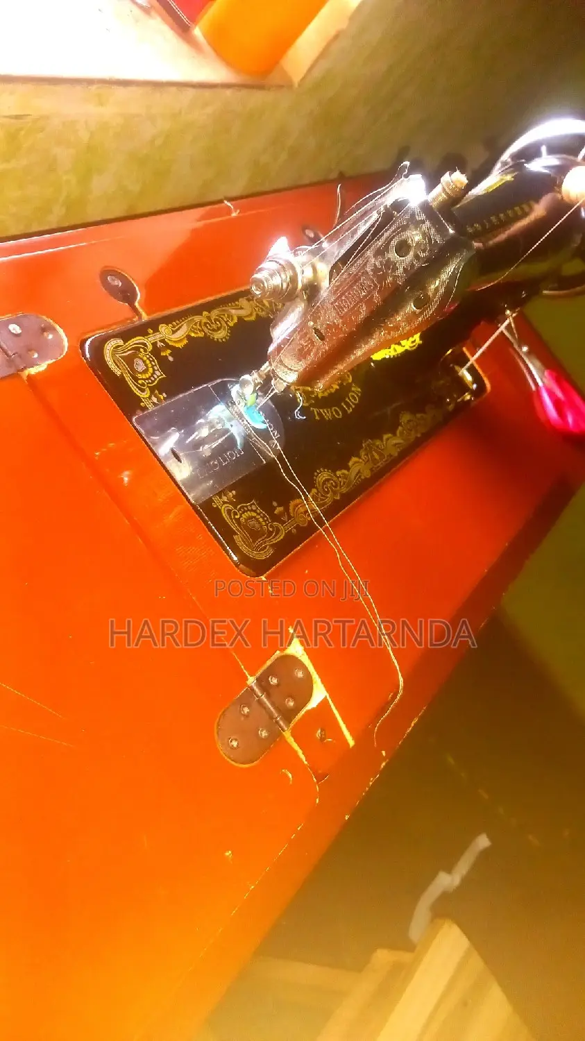 Manual Sewing Machine