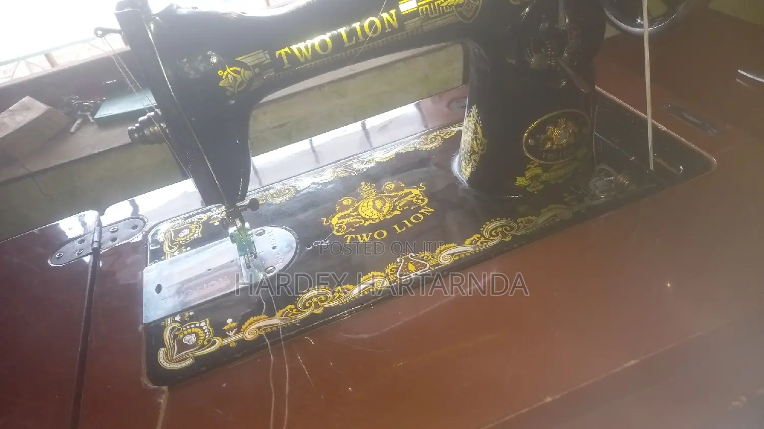 Manual Sewing Machine