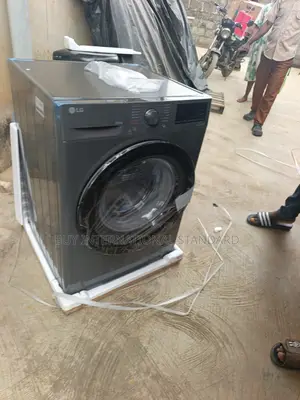 LG F4V3RYP6JE Front Load Machine for Washing Everyday Clothes