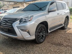 Lexus GX 2015 Gold