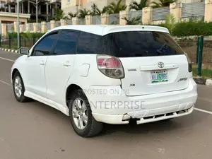 Toyota Matrix 2006 White
