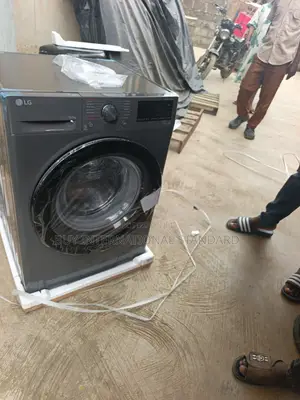LG 10.5KG Front Load Washer for Family Garment Cleaning