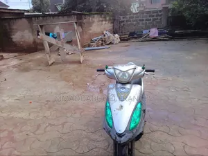 Kymco Xciting 2022 Silver