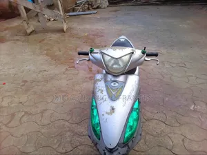 Kymco Xciting 2022 Silver