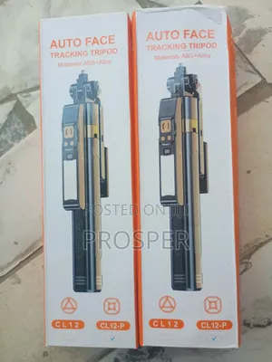 CL 12 Auto Face Tracking Tripod