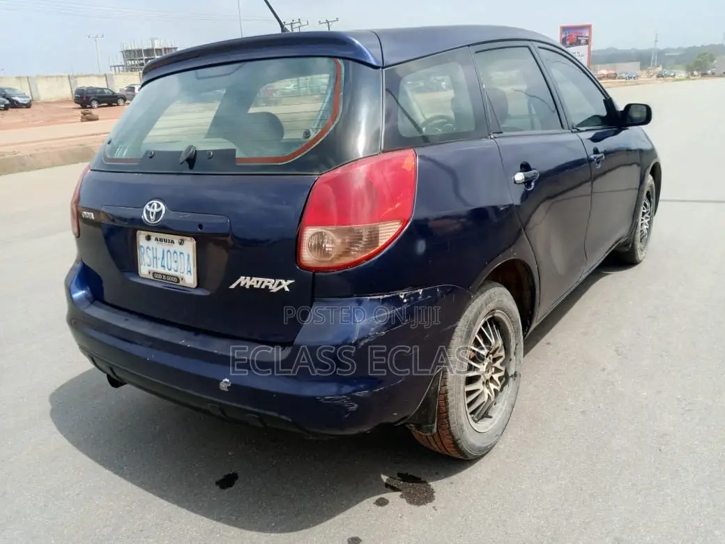 Toyota Matrix 2004 Blue