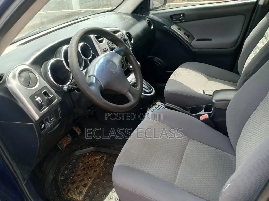Toyota Matrix 2004 Blue