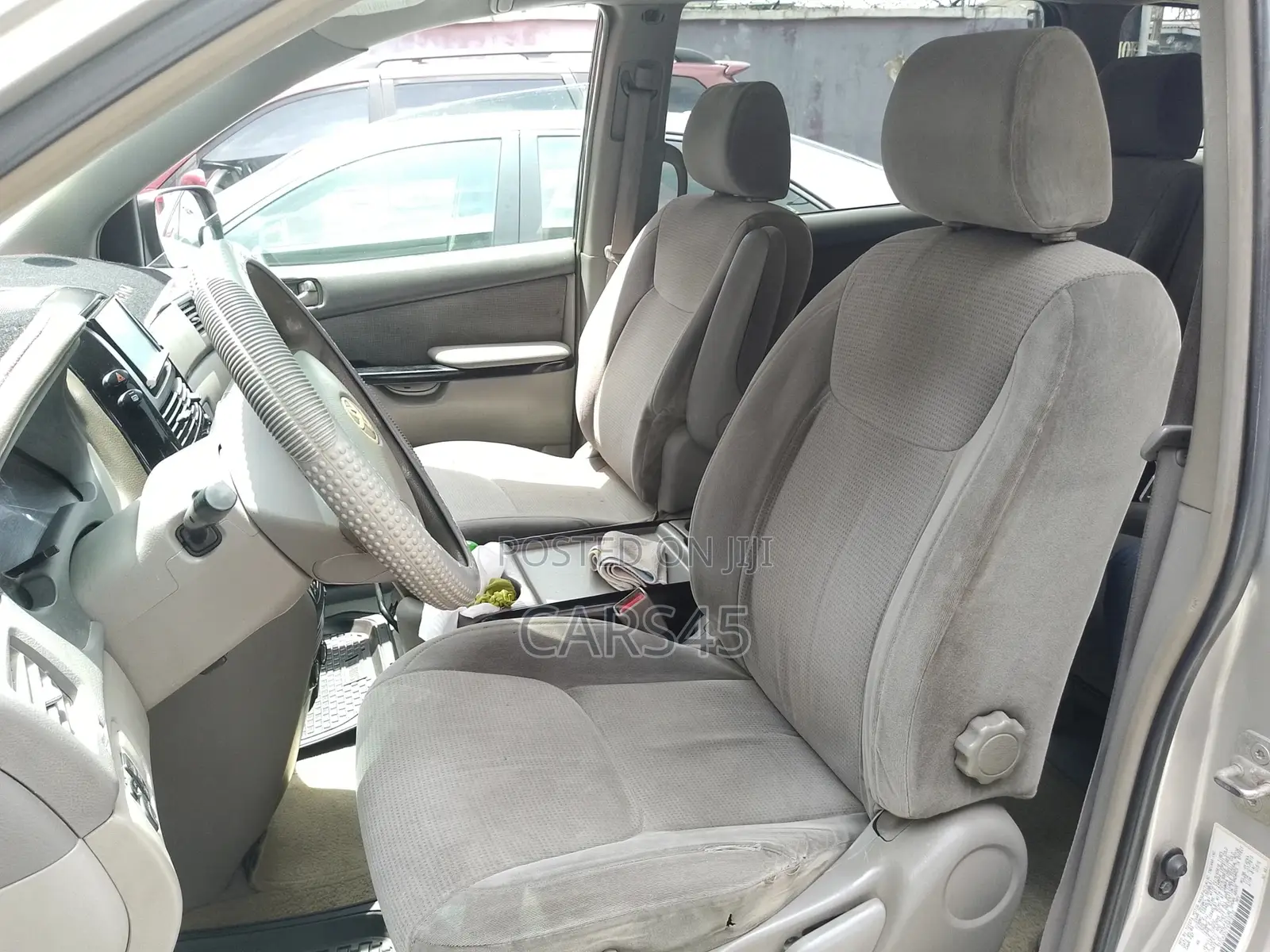 Toyota Sienna 2004 Silver