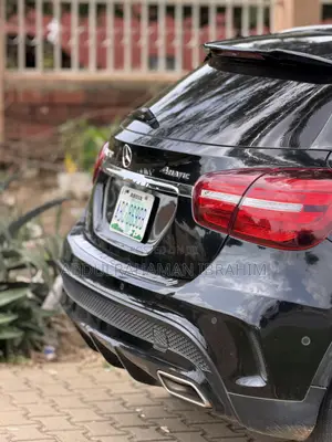 Mercedes-Benz GLA 250 2018 Black