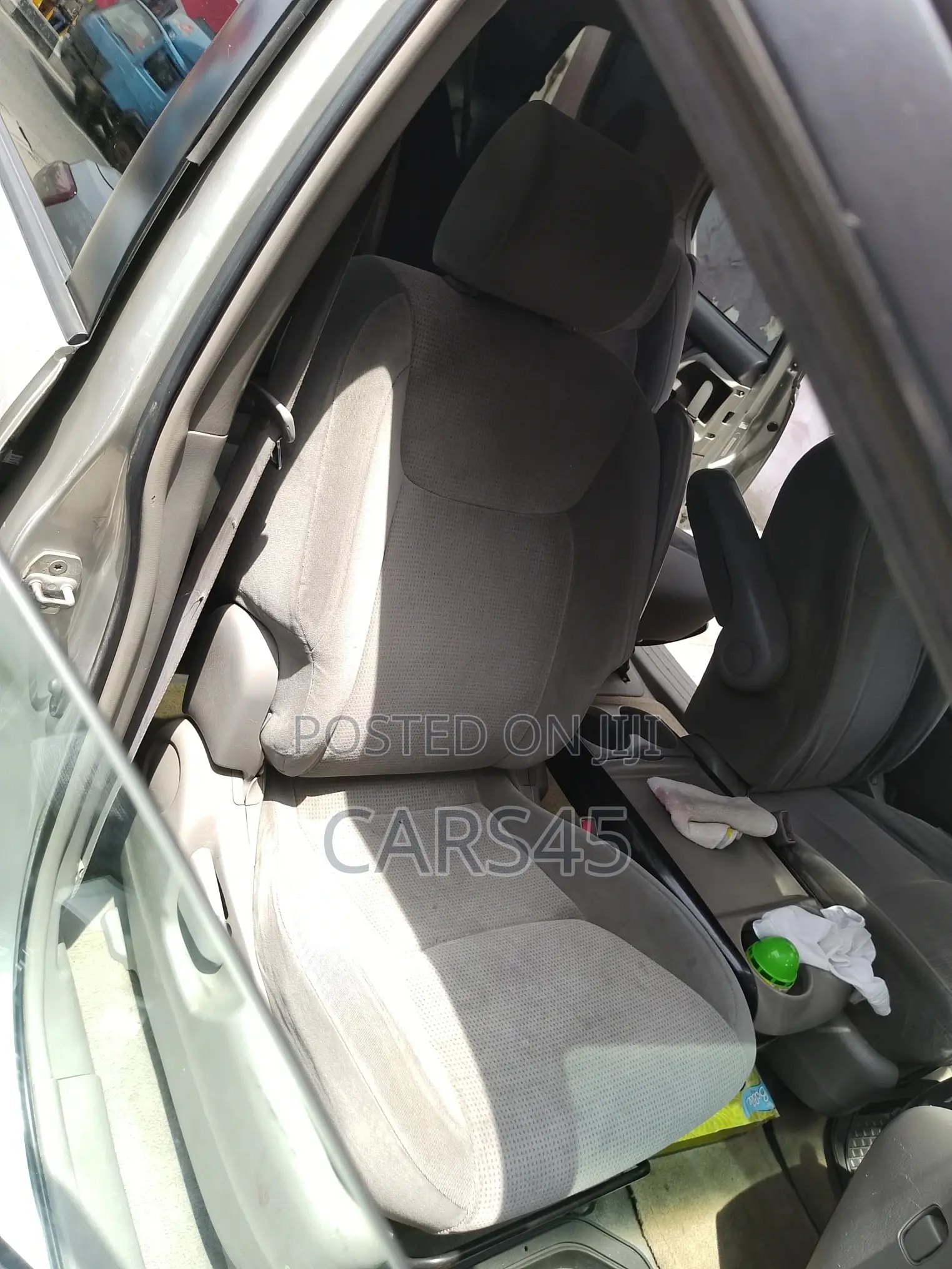 Toyota Sienna 2004 Silver