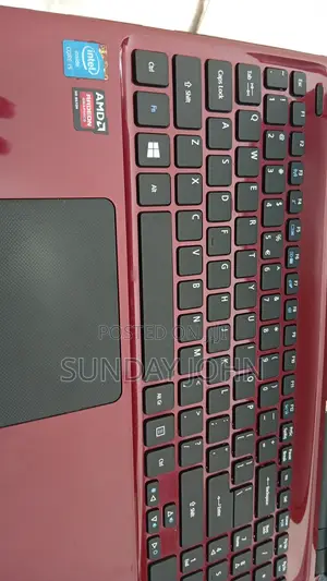 Laptop Acer Aspire E1-572G 4GB Intel Core i5 HDD 500GB