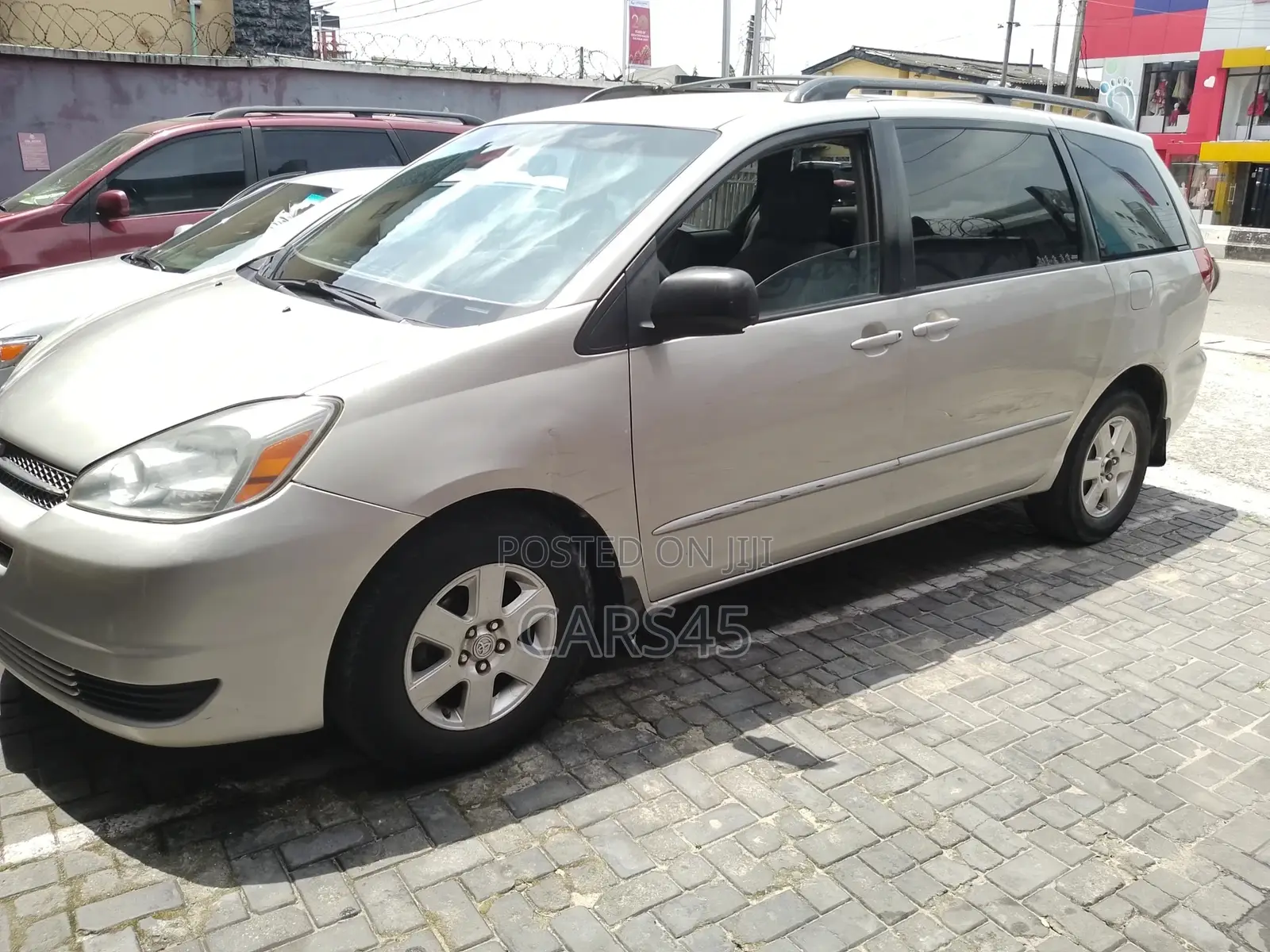 Toyota Sienna 2004 Silver