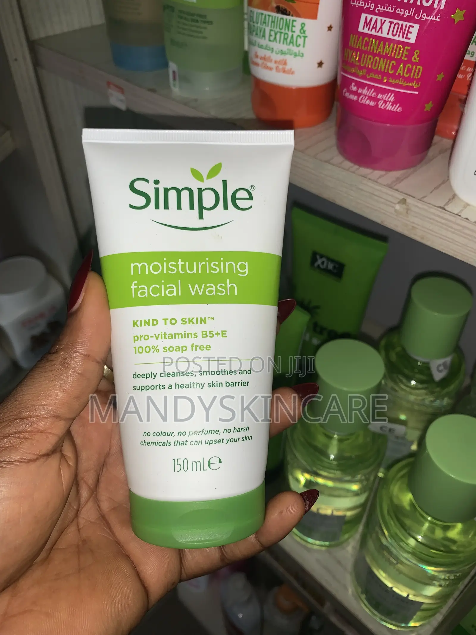 Simple Moisturing Face Wash