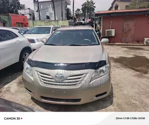 Toyota Camry 2.4 LE 2008 Gold