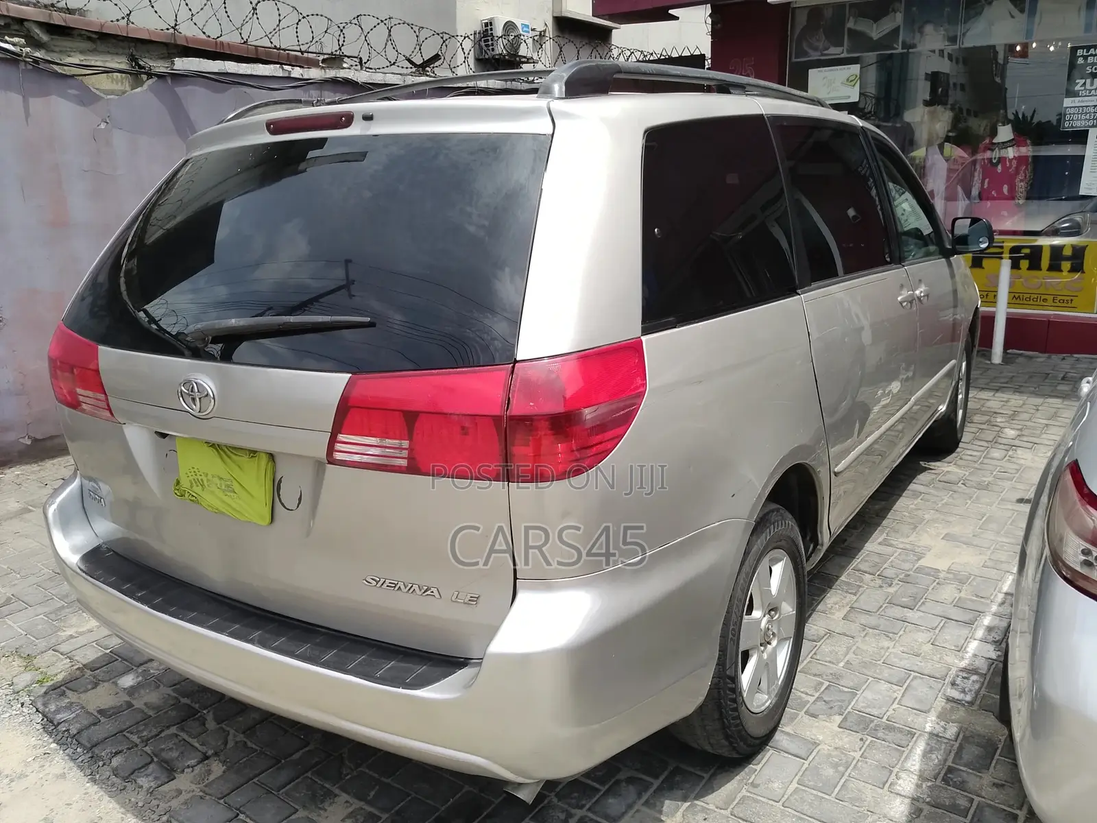 Toyota Sienna 2004 Silver