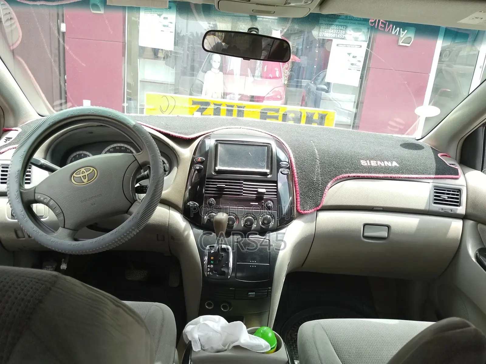Toyota Sienna 2004 Silver