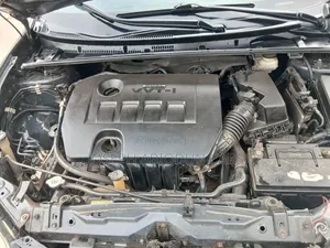 Toyota Corolla LE 4dr Sedan (1.8L 4cyl CVT) 2014 Blue