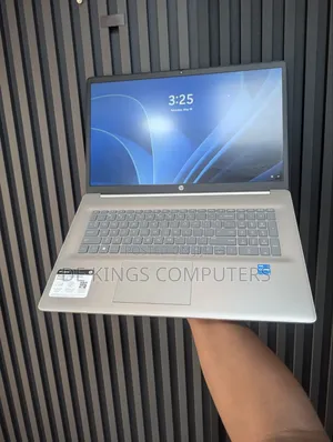 Laptop HP Pavilion 17 8GB Intel Core i3 SSD 256GB
