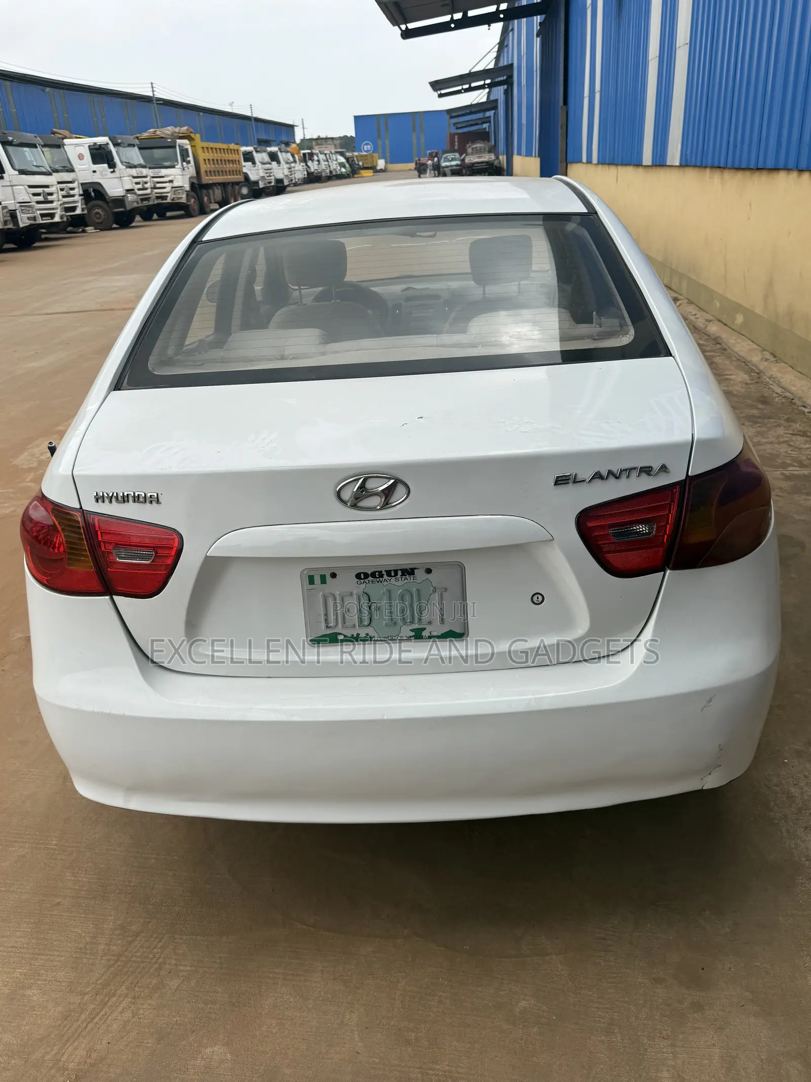 Hyundai Elantra 2008 White