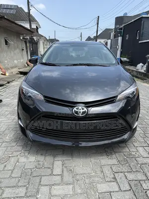 Toyota Corolla LE 4dr Sedan (1.8L 4cyl CVT) 2015 Black