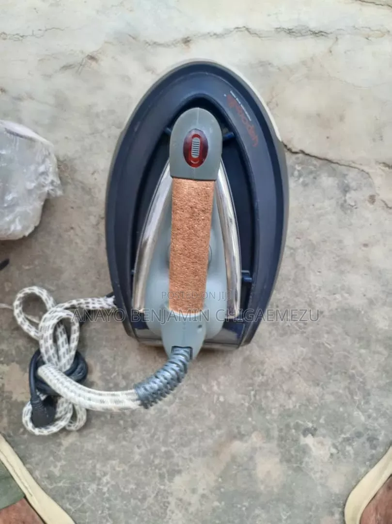 Good Industrial Steam Iron for Dry Cleaning