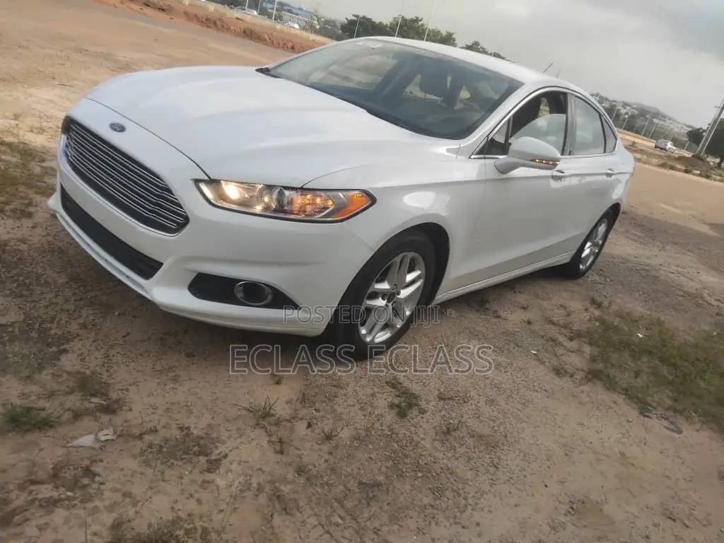Ford Fusion 2016 White