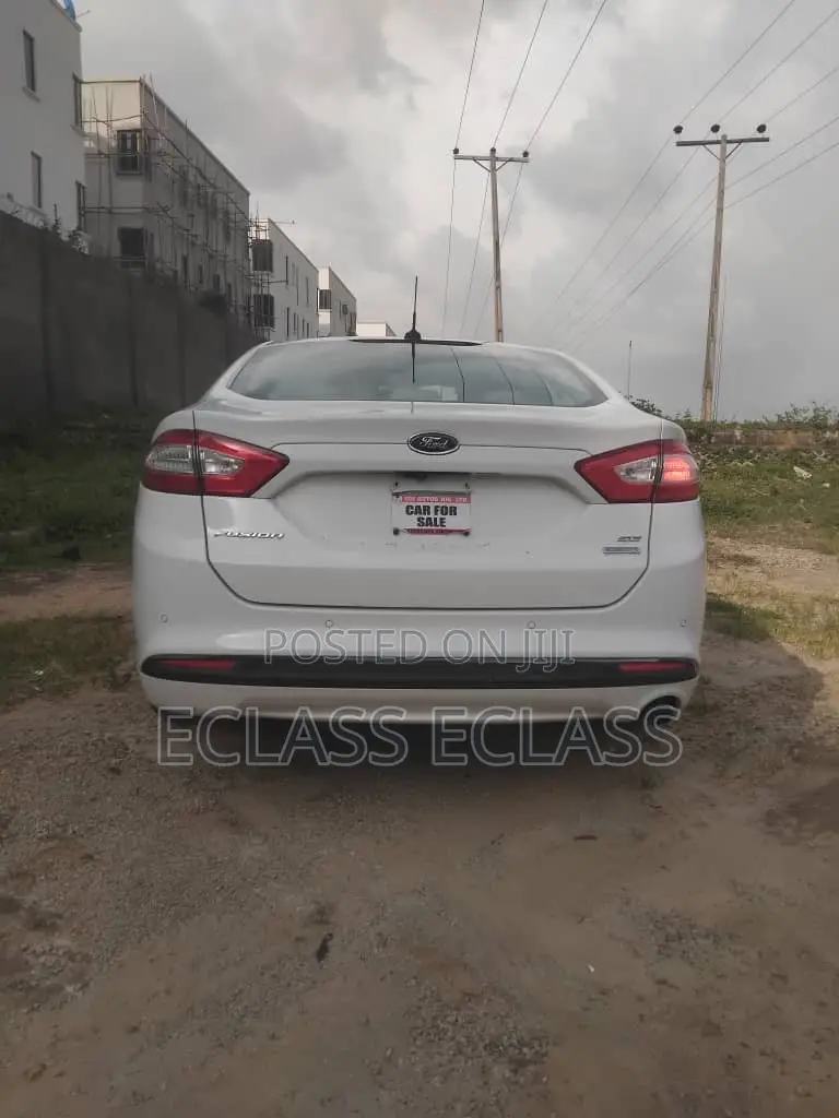 Ford Fusion 2016 White