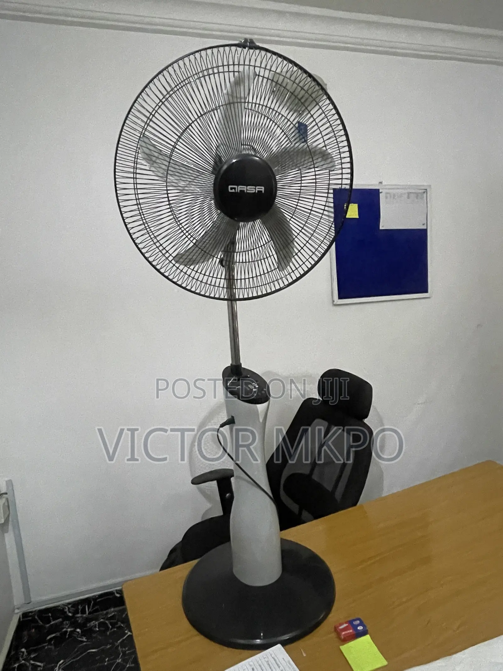 QASA 18" AC & DC Rechargable Fan
