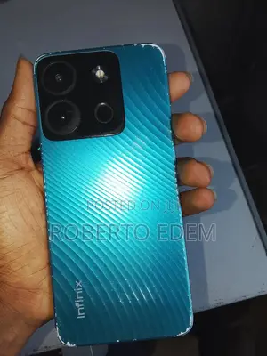 Infinix Smart 7 Plus 64 GB Blue