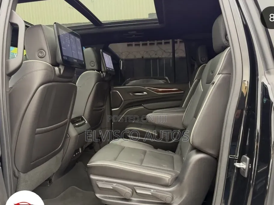 Cadillac Escalade 2021 Black