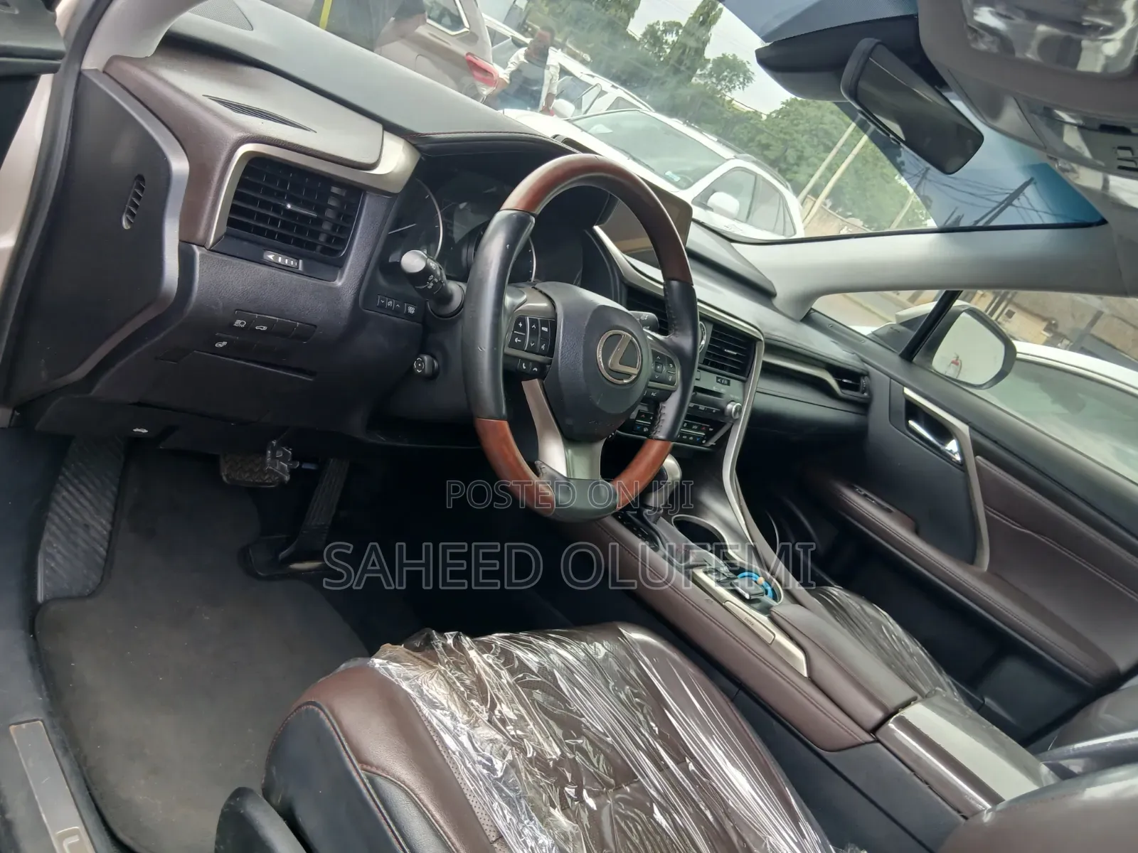 Lexus RX 350 AWD 2017 Gold