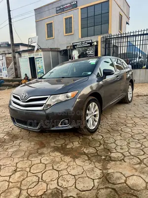 Toyota Venza LE 2015 Gray