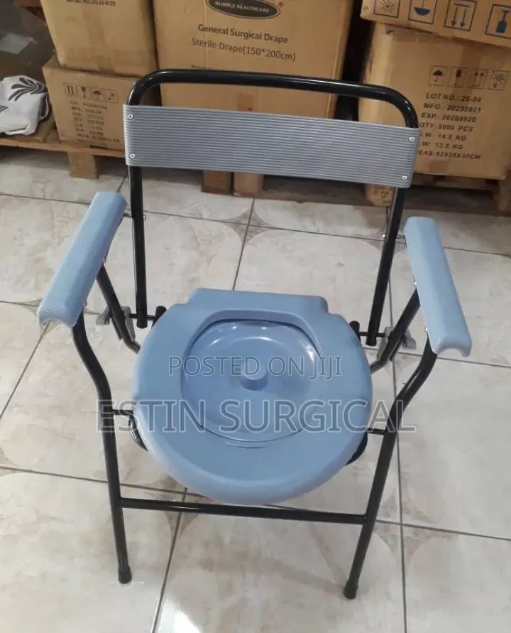 Commode Chair