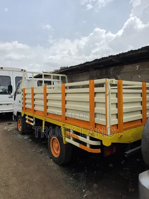 Toyota Dyna 200 Outside Springs 2RZ Engine Petrol
