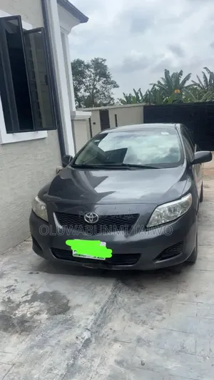 Toyota Corolla 1.6 Advanced 2009 Black
