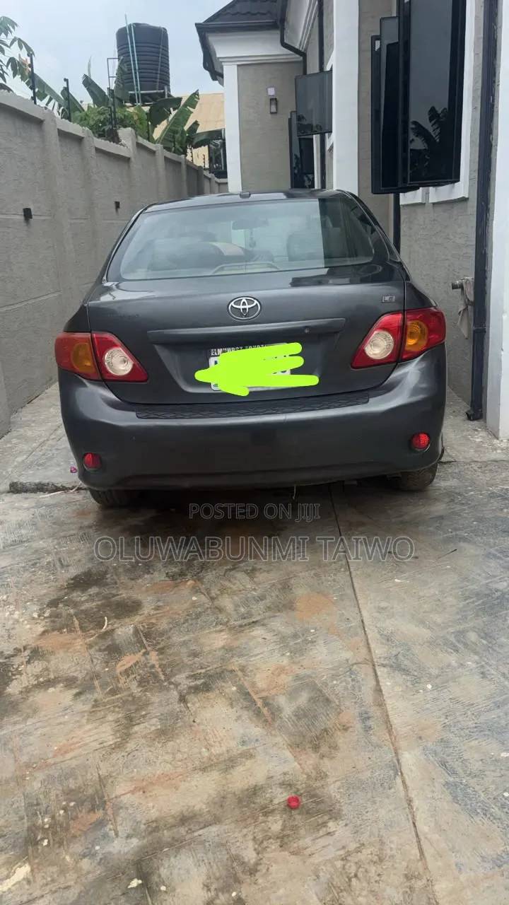 Toyota Corolla 1.6 Advanced 2009 Black