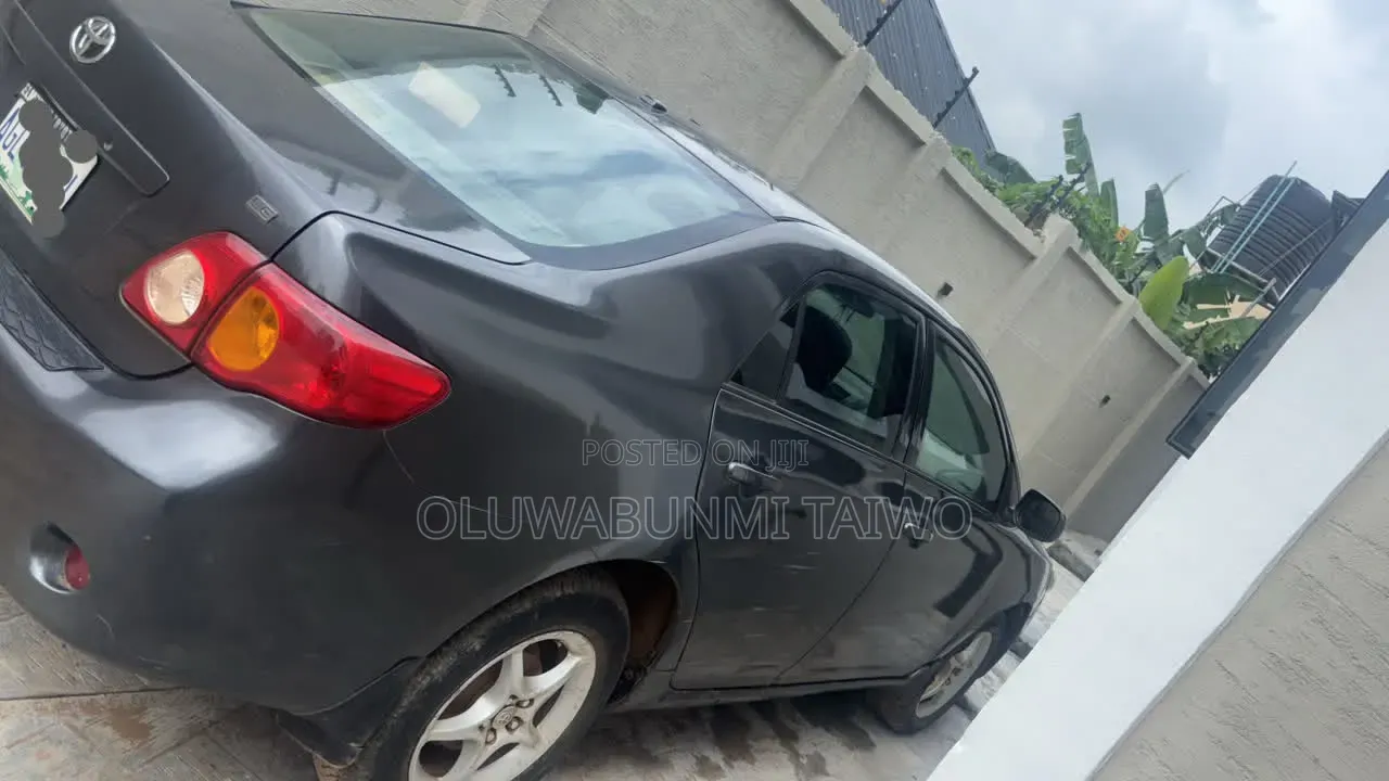 Toyota Corolla 1.6 Advanced 2009 Black