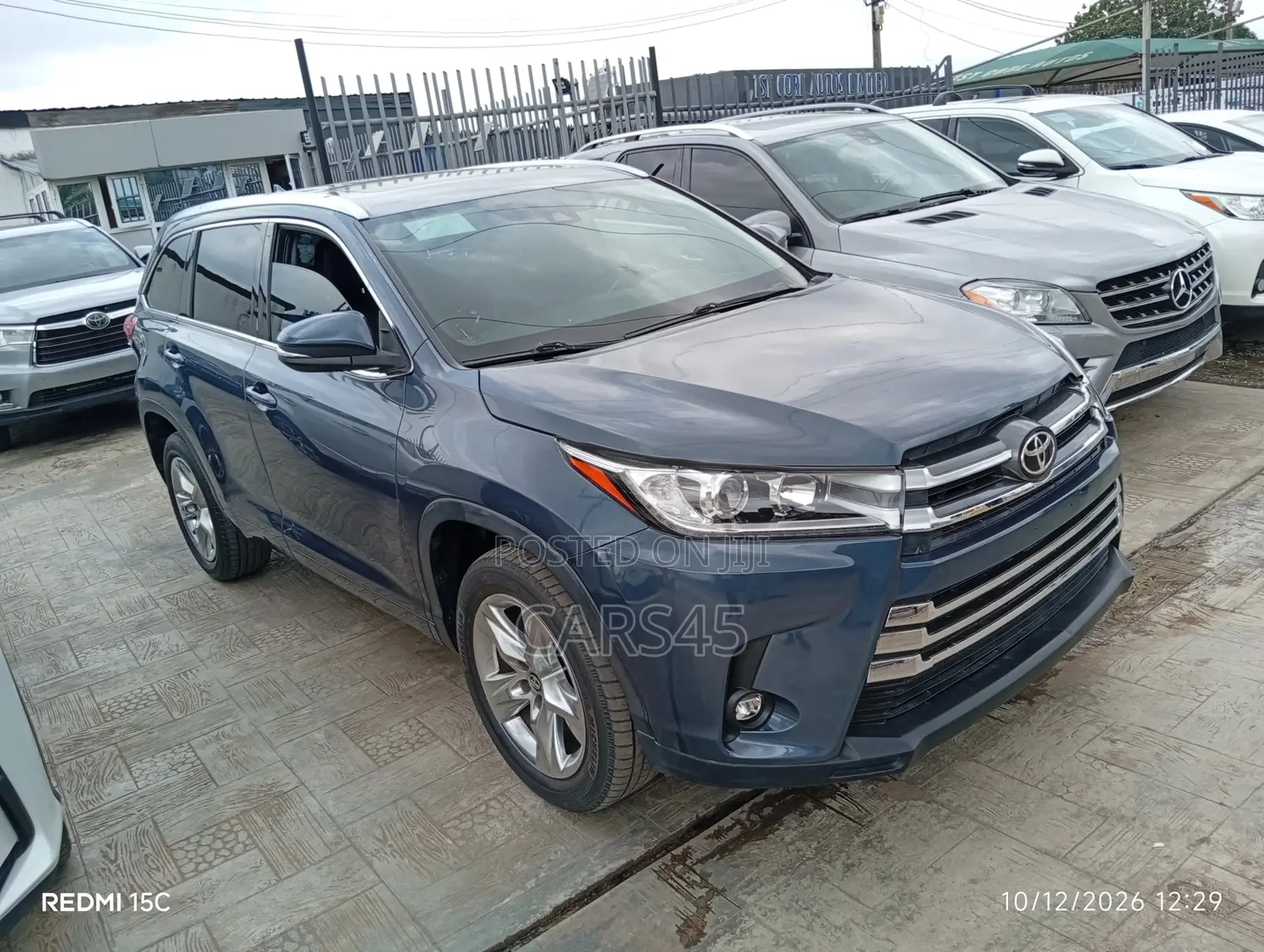 Toyota Highlander 2019 Blue