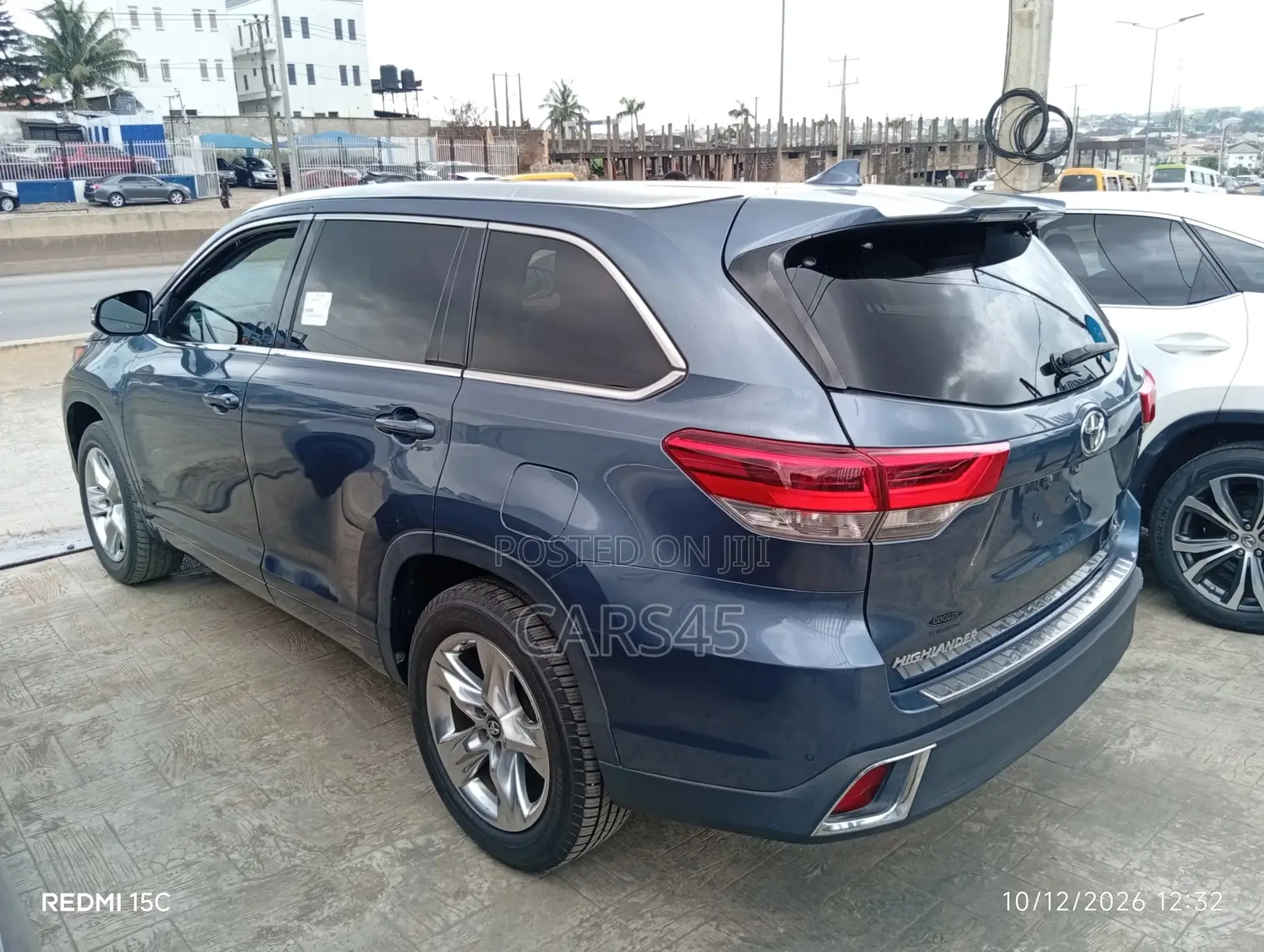 Toyota Highlander 2019 Blue