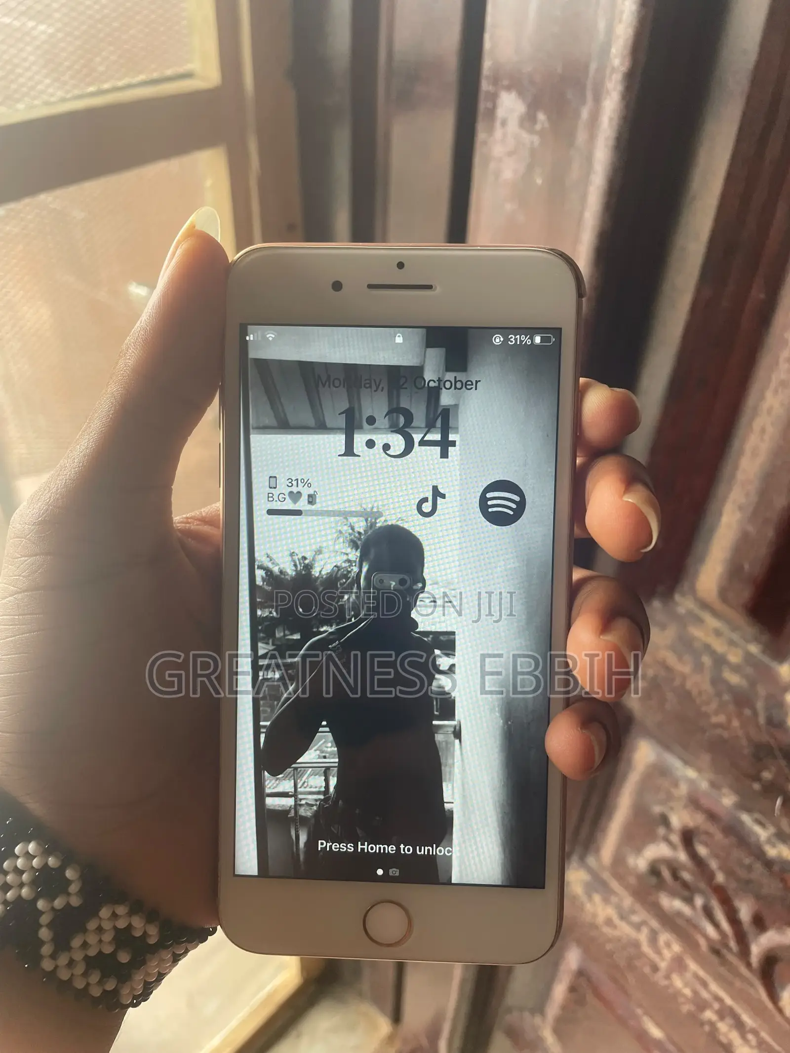 Apple iPhone 8 Plus 64 GB