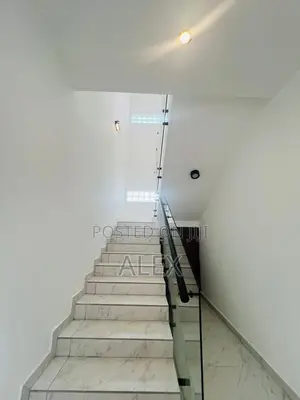 3bdrm Duplex in Ikeja Gra for rent