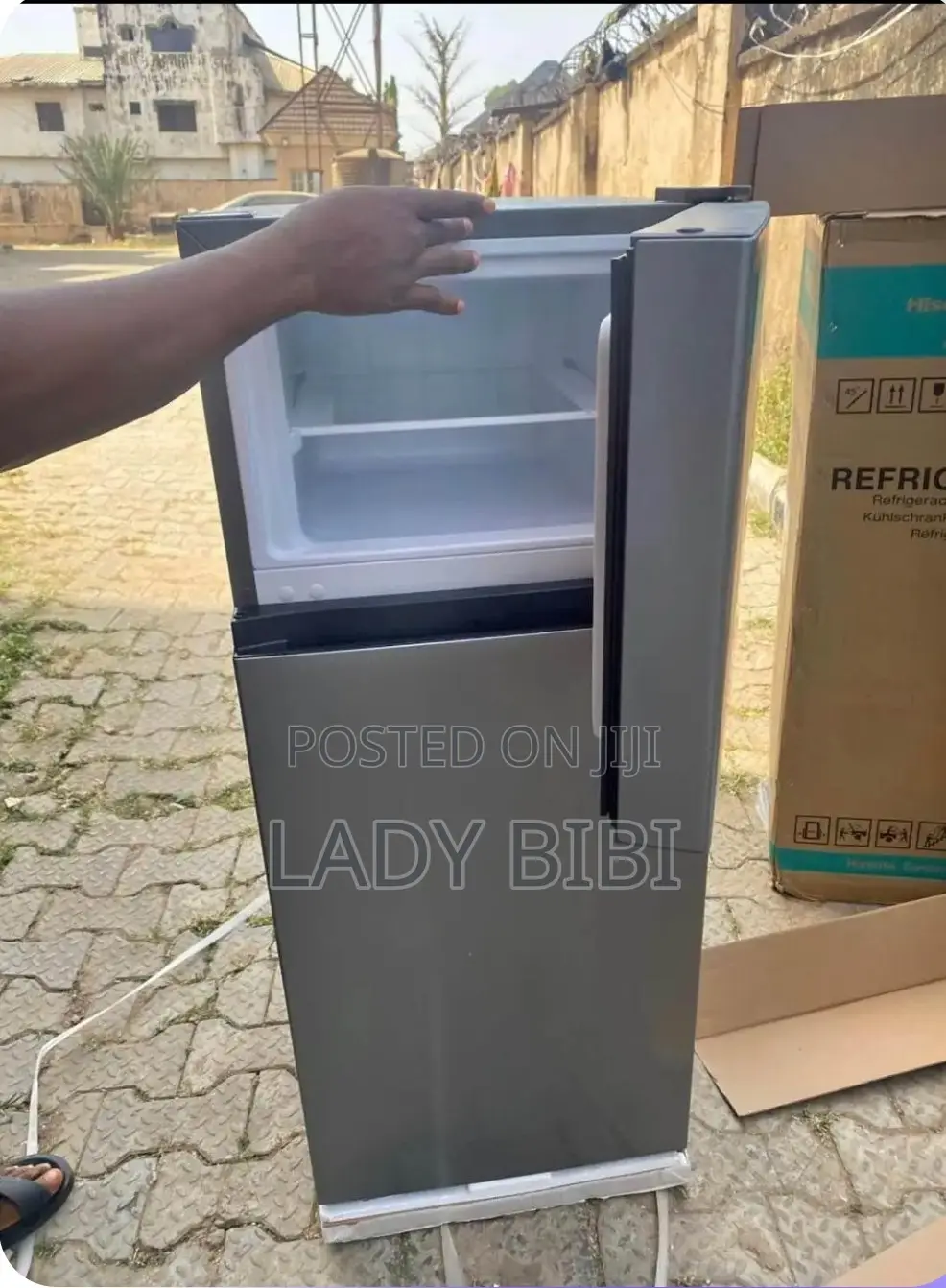 Hisense 124Liters Neatly Used