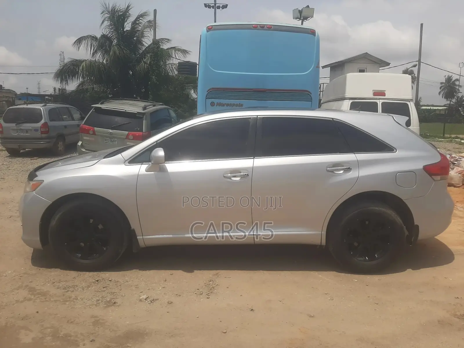 Toyota Venza 2010 Silver