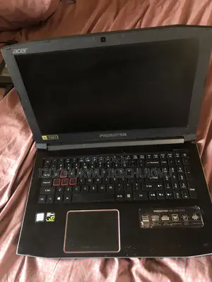 Laptop Acer Predator Helios 300 16GB Intel Core i7 HDD+SSD 700GB
